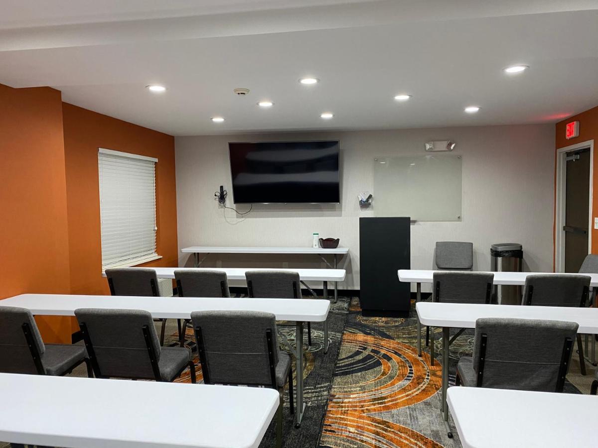 Inn At Clemson Εξωτερικό φωτογραφία
