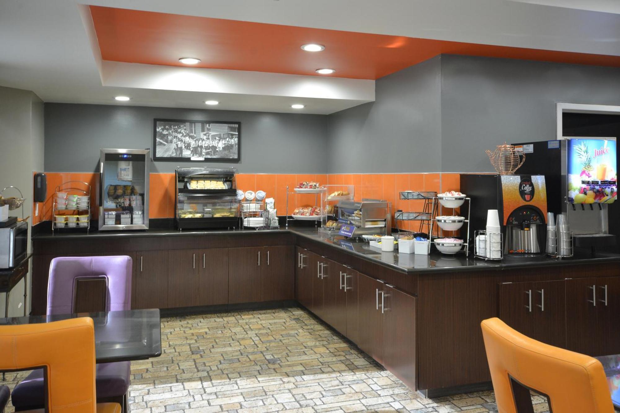 Inn At Clemson Εξωτερικό φωτογραφία